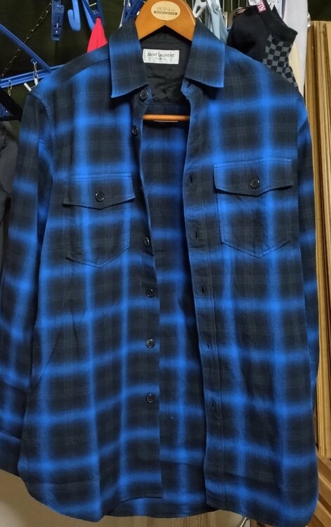 イブサンローラン  （ブランドバッグ）の商品画像 - 査定依頼日：2026年1月14日 - 最高査定価格：15,000円