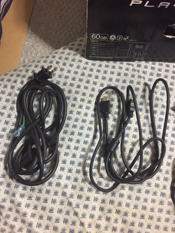 プレイステーション3本体(HDD 60GB)（ゲーム機本体・ゲームソフト）の商品画像 - 査定依頼日：2020年11月4日 - 最高査定価格：2,500円