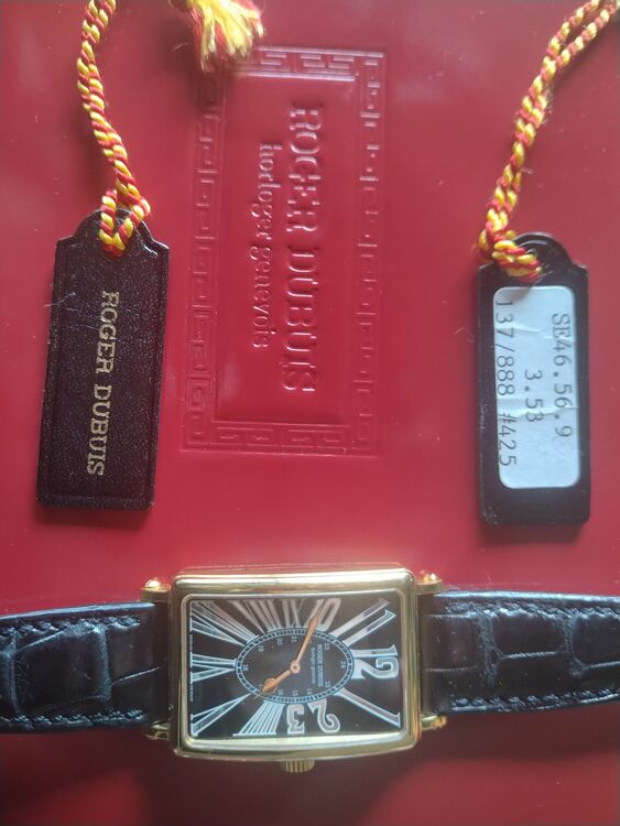 ロジェ・デュブイ その他 （高級時計）の商品画像 - 査定依頼日：2025年10月29日 - 最高査定価格：920,000円