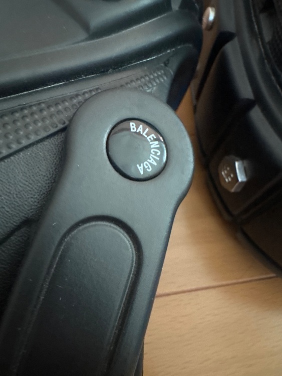 バレンシアガ  （ブランドバッグ）の商品画像 - 査定依頼日：2025年6月22日 - 最高査定価格：60,000円