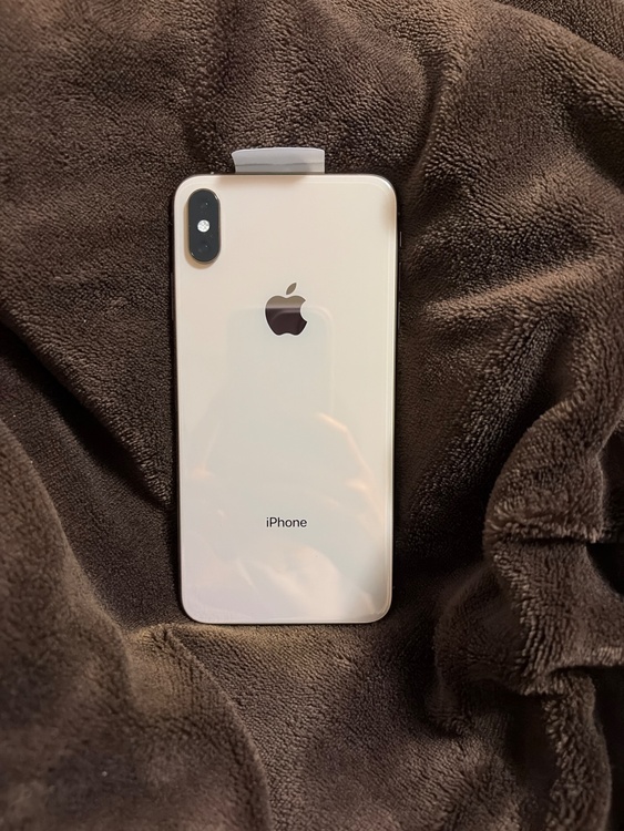 F2LXT71PKPHV（スマホ）の商品画像 - 査定依頼日：2026年3月3日 - 最高査定価格：21,000円