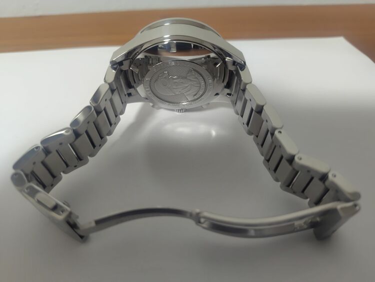 TAG HEUER クロノグラフ キャリバー16 ブラック（高級時計）の商品画像 - 査定依頼日：2025年10月31日 - 最高査定価格：210,000円