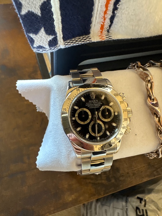 ロレックス　デイトナ　116520（高級時計）の商品画像 - 査定依頼日：2025年9月16日 - 最高査定価格：3,180,000円