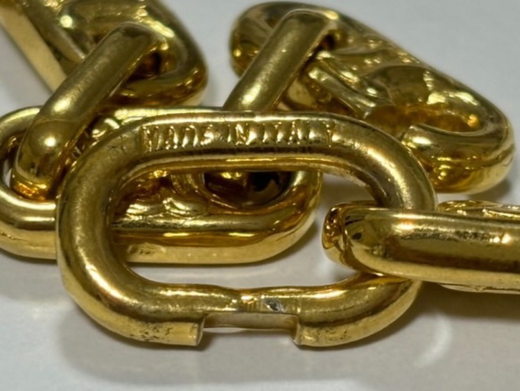 Vintage Celine Triomphe Dorée Belt Chain（金・貴金属）の商品画像 - 査定依頼日：2025年9月5日 - 最高査定価格：500,000円