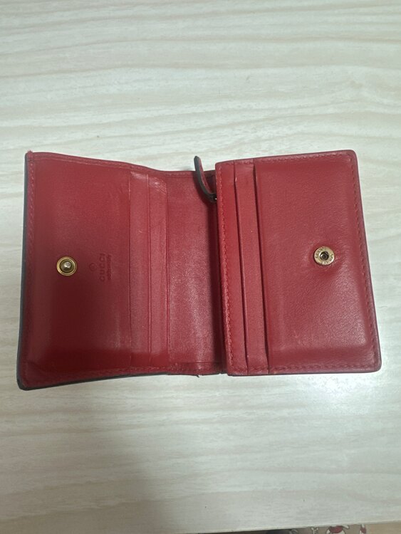 財布（ブランド財布・小物）の商品画像 - 査定依頼日：2025年1月9日 - 最高査定価格：13,000円