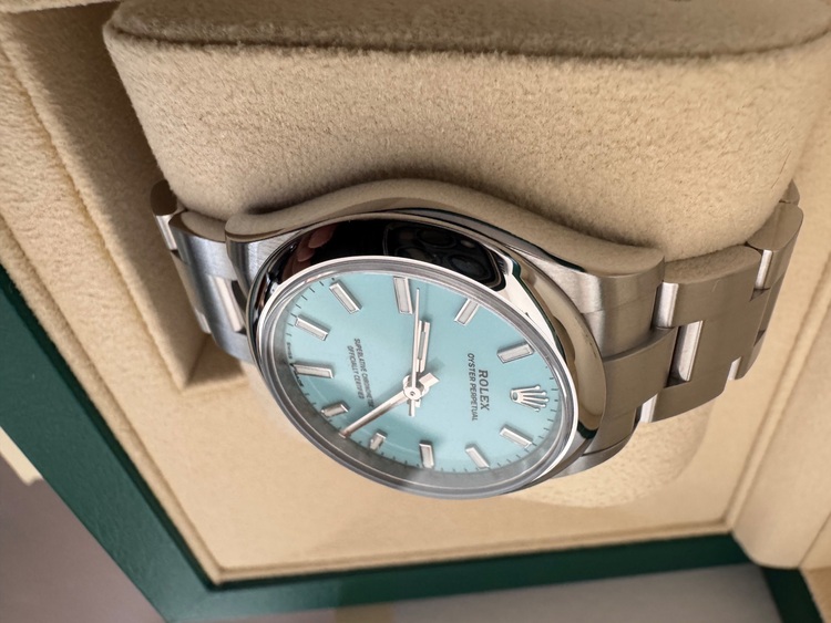 ターコイズ31mm（高級時計）の商品画像 - 査定依頼日：2025年8月31日 - 最高査定価格：1,480,000円