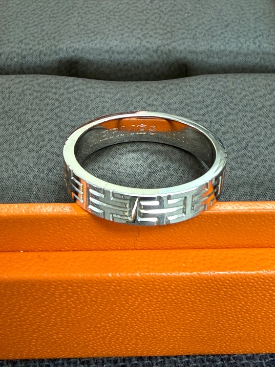 キリム 750 #46（ブランド財布・小物）の商品画像 - 査定依頼日：2026年4月14日 - 最高査定価格：700,000円