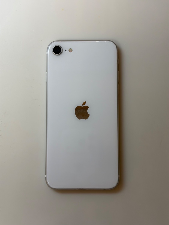 iPhone SE (第 2 世代) 64GB Softbank（スマホ）の商品画像 - 査定依頼日：2026年2月5日 - 最高査定価格：14,000円