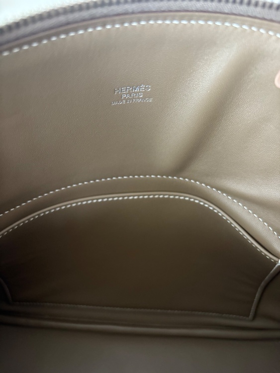 トリヨンクレマンス エトゥープ シルバー金具 X:2016年（ブランドバッグ）の商品画像 - 査定依頼日：2026年1月13日 - 最高査定価格：750,000円