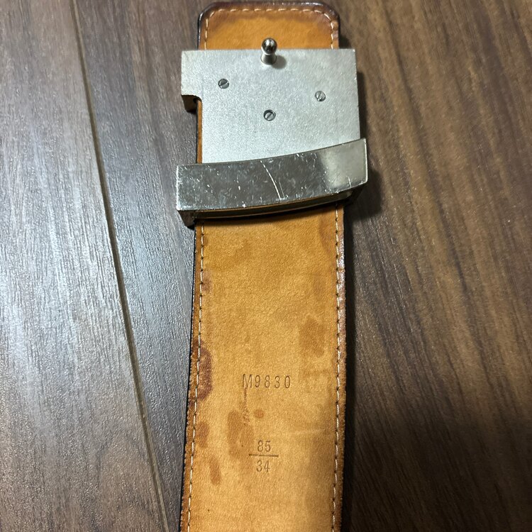 ルイヴィトン　ベルト（古着・ファッション）の商品画像 - 査定依頼日：2025年1月2日 - 最高査定価格：4,000円