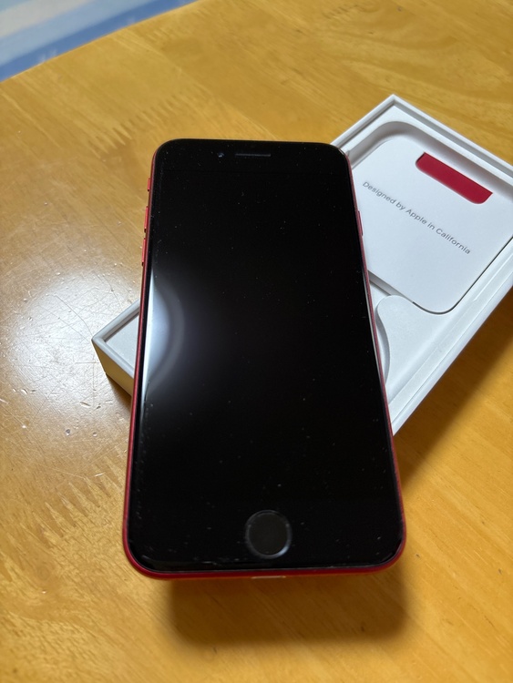 iPhone iPhone SE (第 3 世代) 64GB docomo（スマホ）の商品画像 - 査定依頼日：2026年9月8日 - 最高査定価格：18,000円