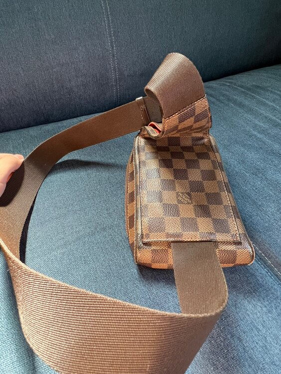 N51994 ジェロニモス　中期（ブランドバッグ）の商品画像 - 査定依頼日：2025年2月24日 - 最高査定価格：70,000円