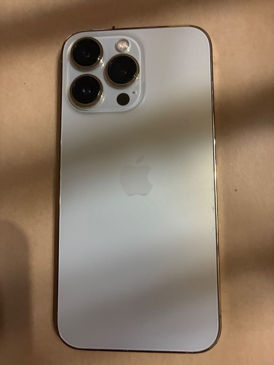 iPhone１３Pro（スマホ）の商品画像 - 査定依頼日：2025年9月25日 - 最高査定価格：43,000円