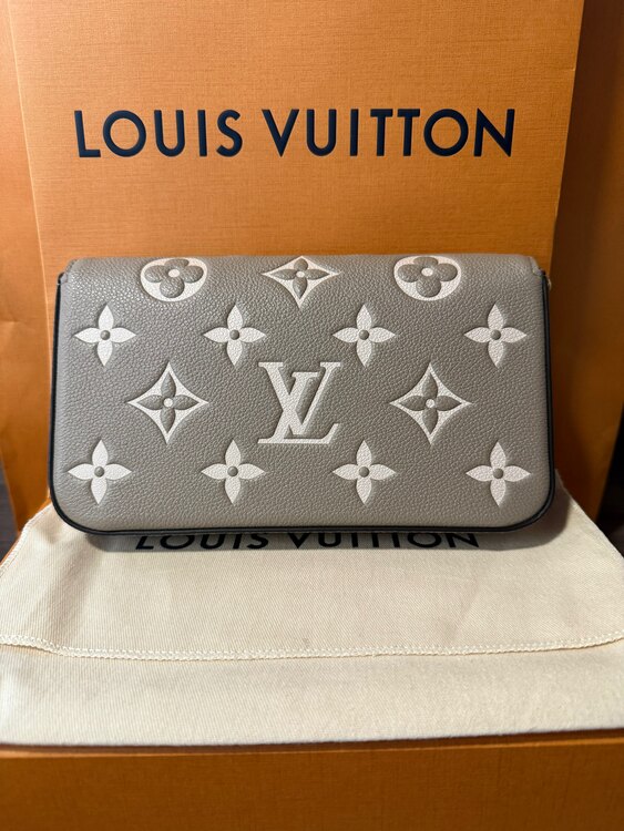 ポシェットフェリシー アンプラント（ブランドバッグ）の商品画像 - 査定依頼日：2025年5月26日 - 最高査定価格：200,000円