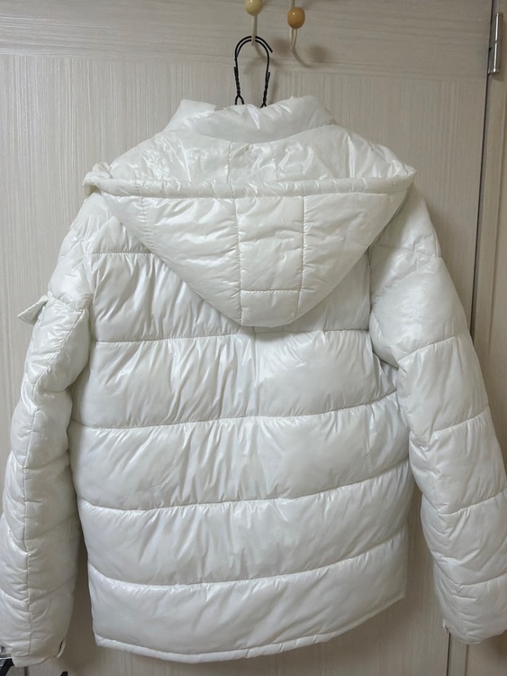 maya short down jacket（古着・ファッション）の商品画像 - 査定依頼日：2026年6月23日 - 最高査定価格：100,000円