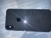 iPhone iPhoneXS 64GB au（スマホ）の商品画像 - 査定依頼日：2026年8月24日 - 最高査定価格：14,000円