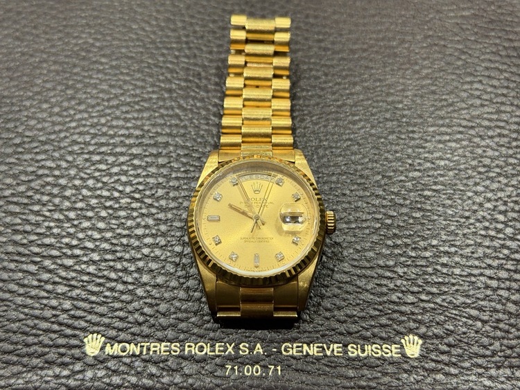 ロレックス デイデイト  デ18238A（高級時計）の商品画像 - 査定依頼日：2026年2月16日 - 最高査定価格：3,580,000円