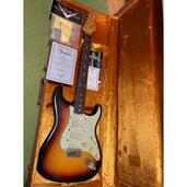 Fender Custom shop 2003 reric ストラトキャスター（ピアノ・楽器・PA機材）の商品画像 - 査定依頼日：2026年3月20日 - 最高査定価格：400,000円