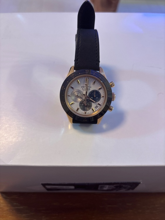 ゼニス その他 18.3100.3600/69.C92（高級時計）の商品画像 - 査定依頼日：2025年7月28日 - 最高査定価格：1,600,000円