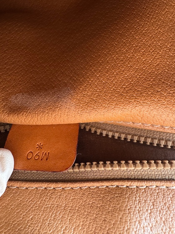 セリーヌ　ハンドバッグ（ブランドバッグ）の商品画像 - 査定依頼日：2025年12月2日 - 最高査定価格：30,000円