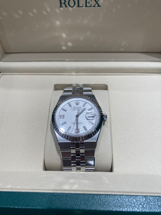 ロレックス その他 （高級時計）の商品画像 - 査定依頼日：2025年9月26日 - 最高査定価格：5,650,000円