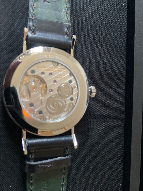 nomos タンジェント　35ミリ（高級時計）の商品画像 - 査定依頼日：2026年3月29日 - 最高査定価格：150,000円