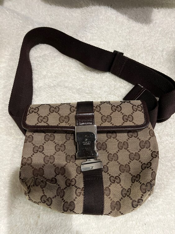 ウエストポーチ（ブランドバッグ）の商品画像 - 査定依頼日：2025年5月6日 - 最高査定価格：40,000円