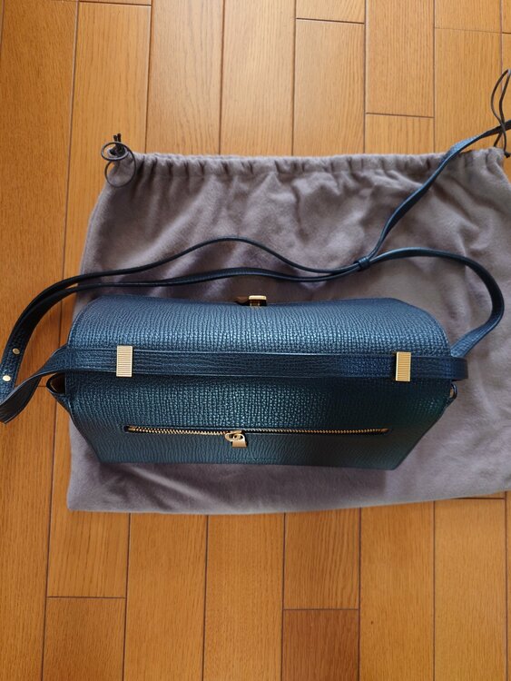 パルメラート　アングル（ブランドバッグ）の商品画像 - 査定依頼日：2026年9月22日 - 最高査定価格：52,000円