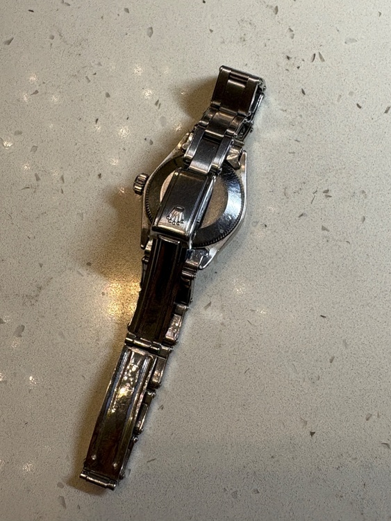 オイスターパーペチュアル　レディース（高級時計）の商品画像 - 査定依頼日：2026年2月27日 - 最高査定価格：250,000円