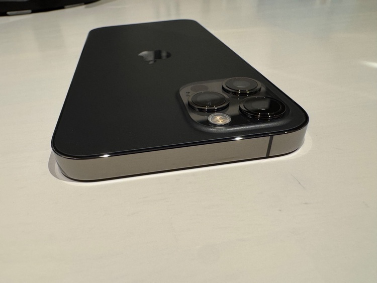 iPhone12Pro 512GB（スマホ）の商品画像 - 査定依頼日：2025年9月26日 - 最高査定価格：49,000円