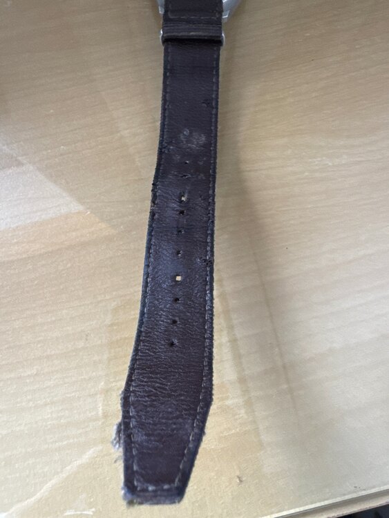 IWC パイロットウォッチ IW326801（高級時計）の商品画像 - 査定依頼日：2025年4月28日 - 最高査定価格：500,000円