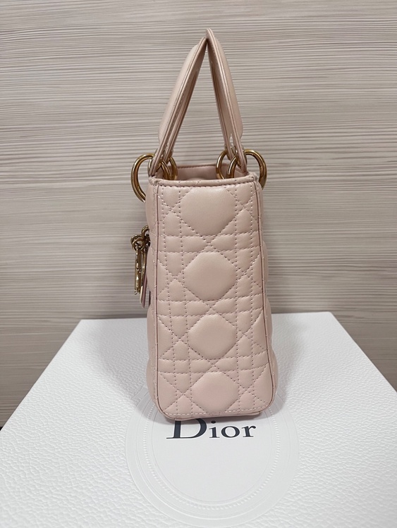 ディオール  （ブランドバッグ）の商品画像 - 査定依頼日：2026年1月6日 - 最高査定価格：320,000円