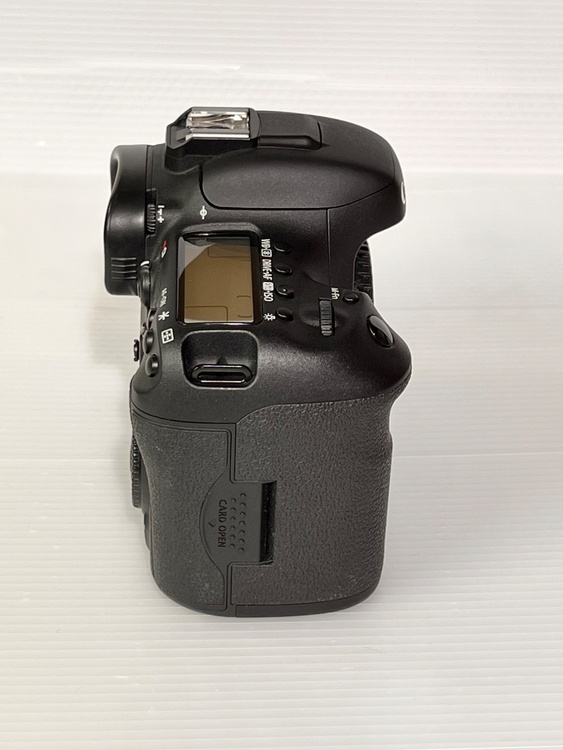 EOS 7D markⅡ（カメラ）の商品画像 - 査定依頼日：2026年2月27日 - 最高査定価格：31,000円