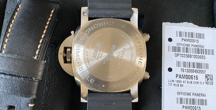 パネライ　（高級時計）の商品画像 - 査定依頼日：2023年2月18日 - 最高査定価格：1,020,000円
