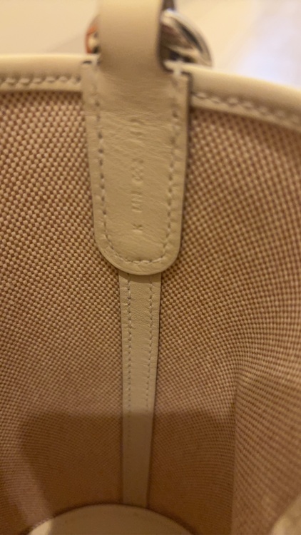 インザループ（ブランドバッグ）の商品画像 - 査定依頼日：2026年3月2日 - 最高査定価格：460,000円