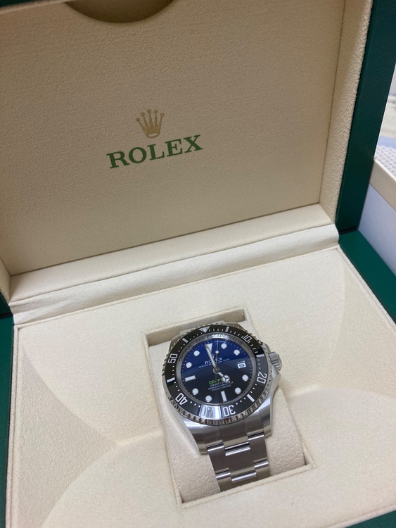 ディープシー　ブルー（高級時計）の商品画像 - 査定依頼日：2025年10月10日 - 最高査定価格：2,400,000円
