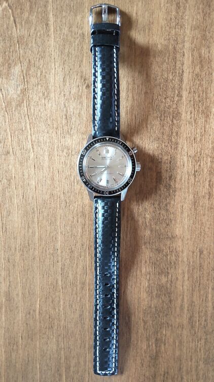 １９６４東京オリンピック　ワンプッシュクロノグラフ（高級時計）の商品画像 - 査定依頼日：2025年8月30日 - 最高査定価格：100,000円