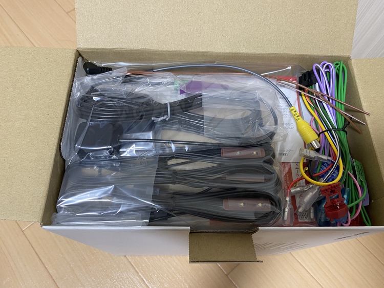 AVIC-RW811-D（カー用品）の商品画像 - 査定依頼日：2021年9月16日 - 最高査定価格：36,000円