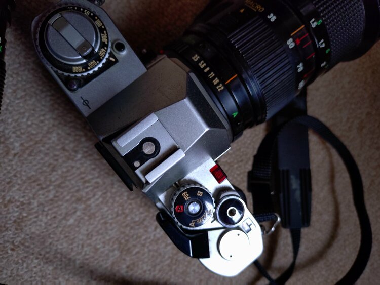 AV-1（カメラ）の商品画像 - 査定依頼日：2025年12月25日 - 最高査定価格：3,000円