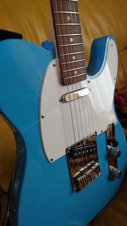 Squier Sonic Telecaster-California Blue（ピアノ・楽器・PA機材）の商品画像 - 査定依頼日：2026年5月18日 - 最高査定価格：30,000円