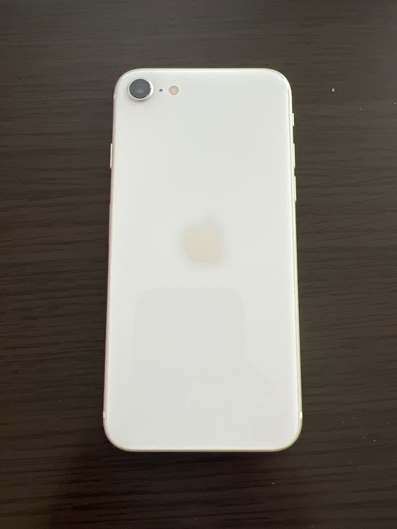 iPhoneSE 2nd generation（スマホ）の商品画像 - 査定依頼日：2026年10月11日 - 最高査定価格：5,000円