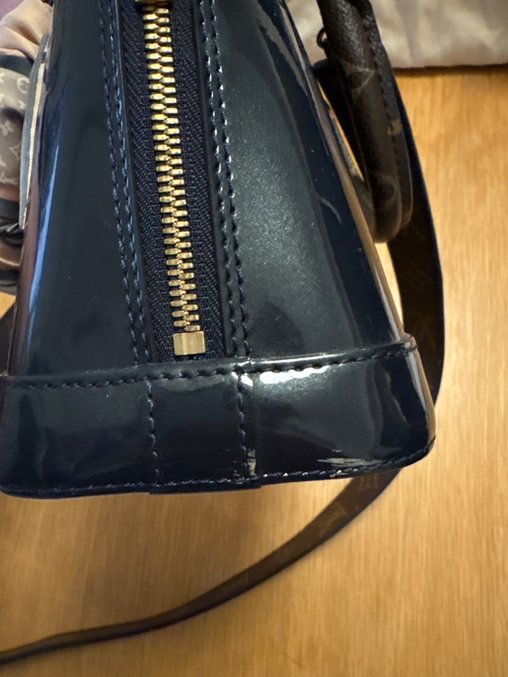 アルマBB（ブランドバッグ）の商品画像 - 査定依頼日：2026年3月11日 - 最高査定価格：150,000円