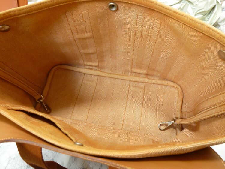 ヴァルパライソ PM トートバッグ　トワルシェブロン オレンジ レディース（ブランドバッグ）の商品画像 - 査定依頼日：2025年11月19日 - 最高査定価格：80,000円