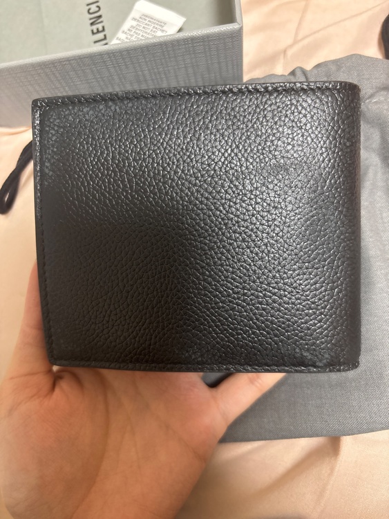 バレンシアガ  （ブランドバッグ）の商品画像 - 査定依頼日：2026年4月9日 - 最高査定価格：30,000円