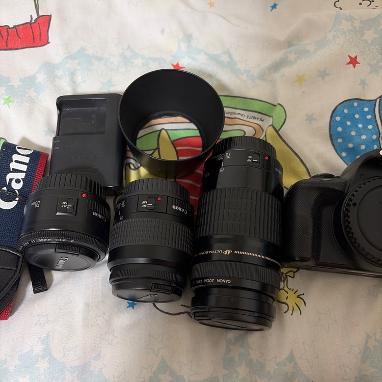 canon kiss x7（カメラ）の商品画像 - 査定依頼日：2026年6月25日 - 最高査定価格：12,000円