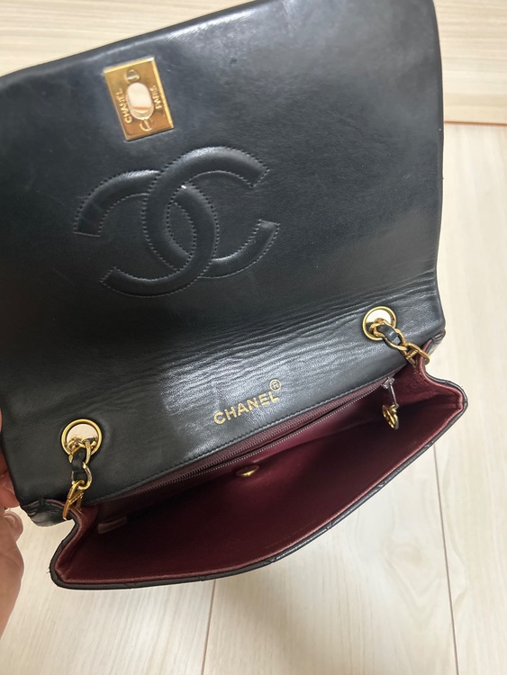 フルフラップ（ブランドバッグ）の商品画像 - 査定依頼日：2025年11月27日 - 最高査定価格：200,000円