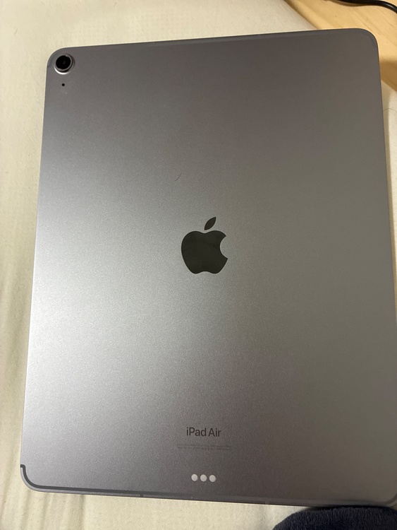 iPad Air 13インチ　セルラーモデル（PC・タブレット）の商品画像 - 査定依頼日：2026年5月1日 - 最高査定価格：63,100円