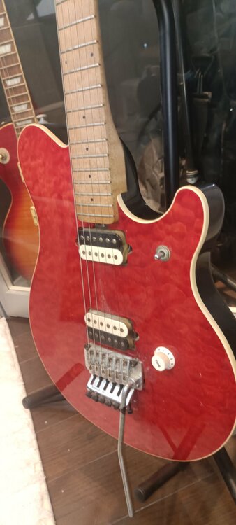 EVH シグネイチャーモデル（ピアノ・楽器・PA機材）の商品画像 - 査定依頼日：2026年8月1日 - 最高査定価格：380,000円
