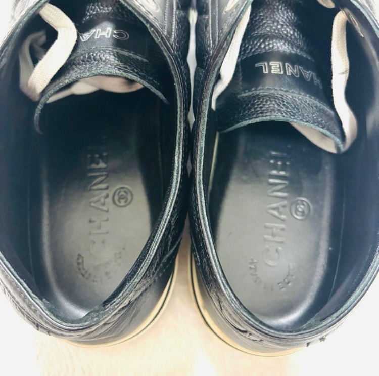 シャネル レザースニーカー（古着・ファッション）の商品画像 - 査定依頼日：2025年9月3日 - 最高査定価格：20,000円