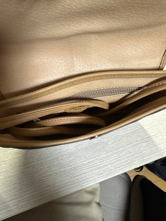 セリーヌ  （ブランドバッグ）の商品画像 - 査定依頼日：2025年1月22日 - 最高査定価格：30,000円